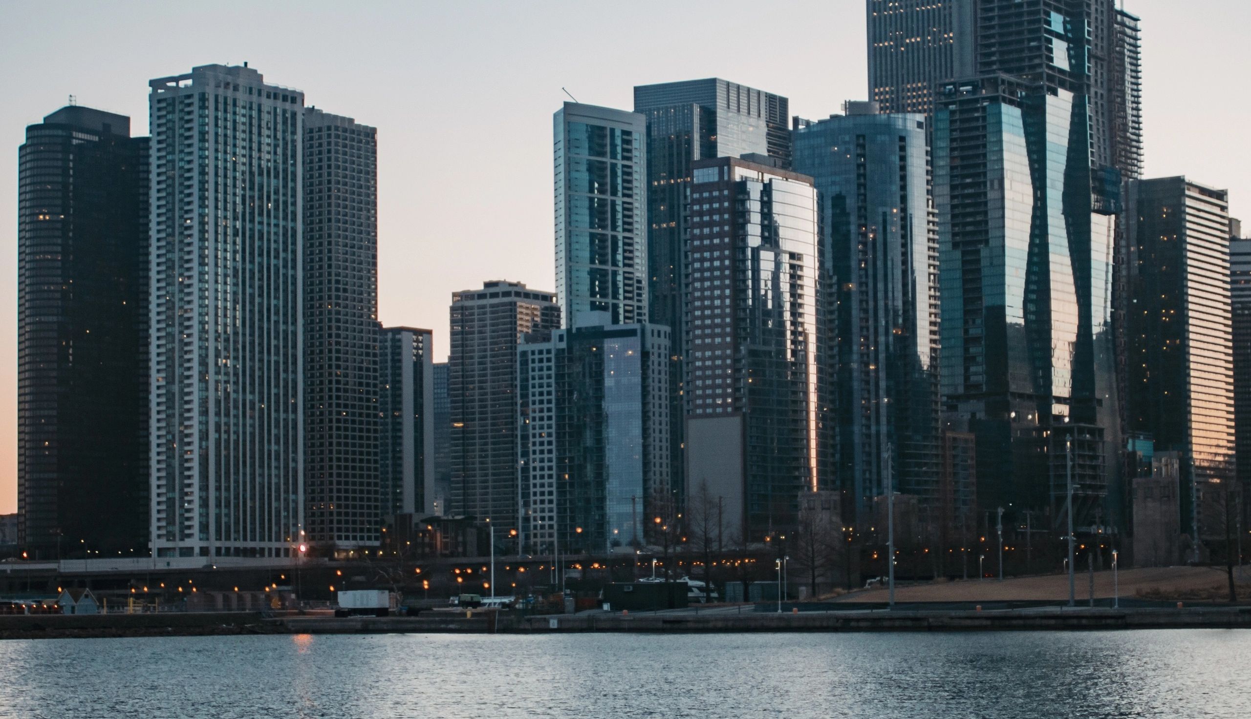 Chicago residential high-rises near the waterfront